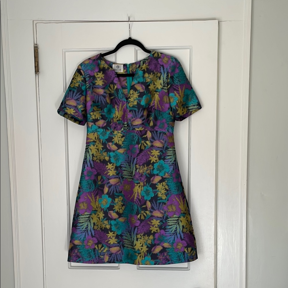 Angela Kim Stylish Cocktail Dress Size 4